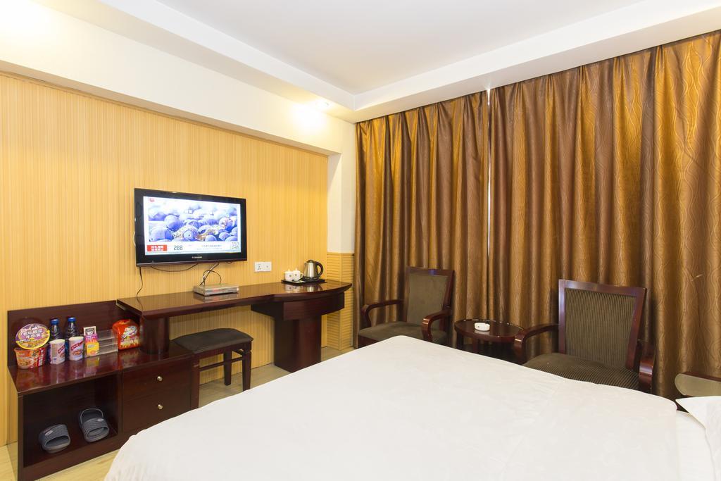 Kaiserdom Changsha West Bus Terminal Branch Room photo